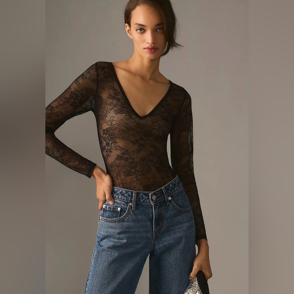 Anthropologie Deep V-Neck Lace Bodysuit large nwt
